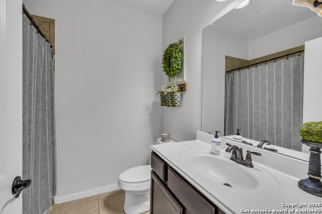 Image 21 of 26 For 327 Amaryllis