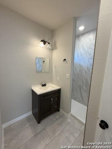 Image 10 of 15 For 5010 Lucinda