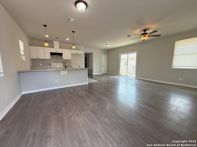 Image 4 of 15 For 5010 Lucinda