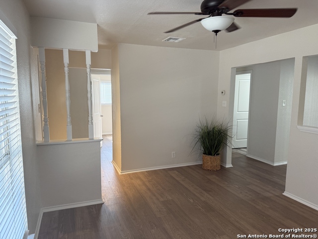 Listing photo id 5 for 6010 Millbank