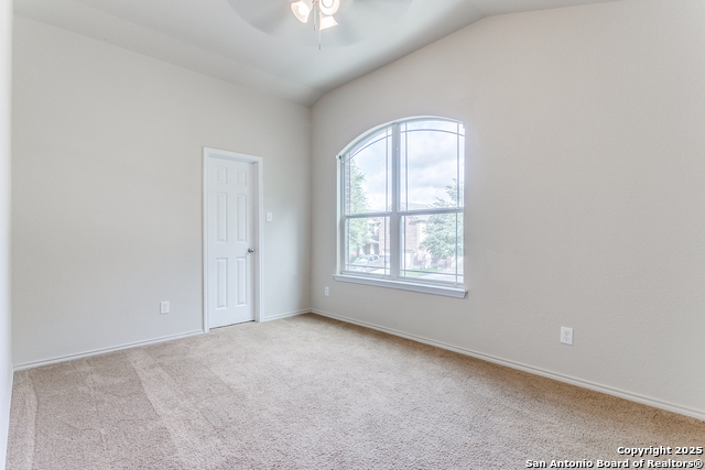 Image 19 of 26 For 209 Country Vale