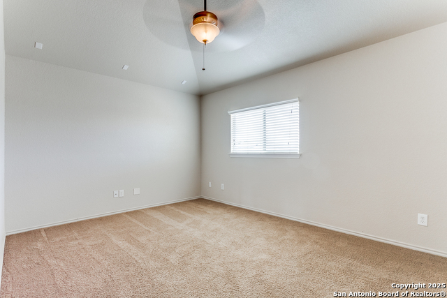 Image 21 of 26 For 209 Country Vale