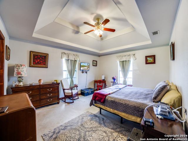 Image 12 of 27 For 403 Hackberry