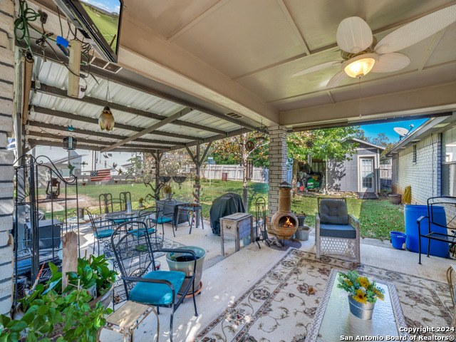 Image 20 of 27 For 403 Hackberry