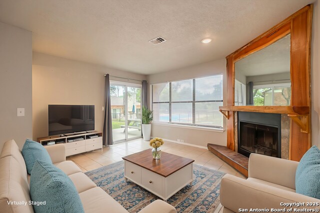 Image 5 of 35 For 306 Dietert Ln 103