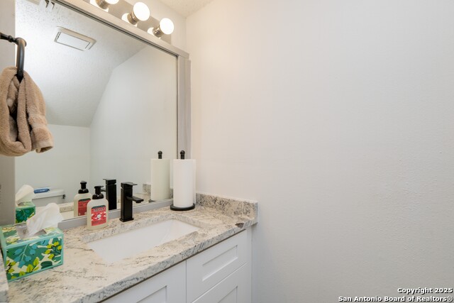 Image 12 of 33 For 306 Dietert Ln 104