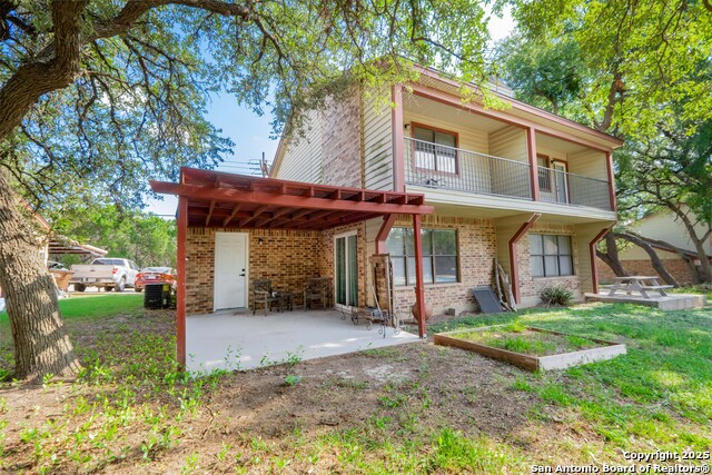 Image 25 of 33 For 306 Dietert Ln 104