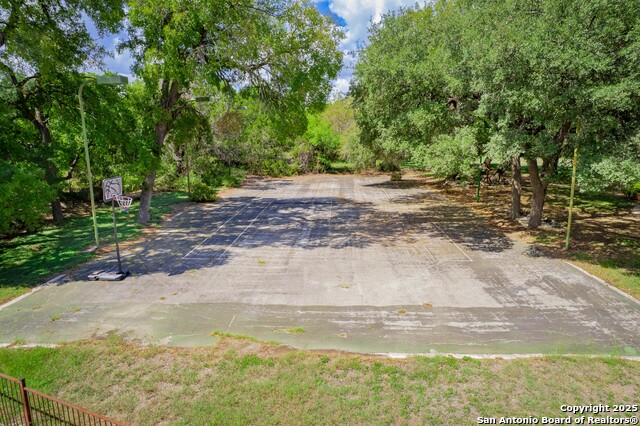 Image 33 of 33 For 306 Dietert Ln 104