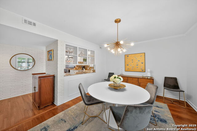 Listing photo id 11 for 318 Northridge