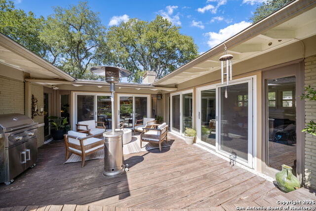 Listing photo id 27 for 318 Northridge