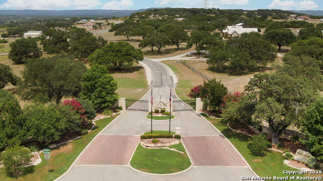 Image 6 of 20 For 2727 Palomino Springs