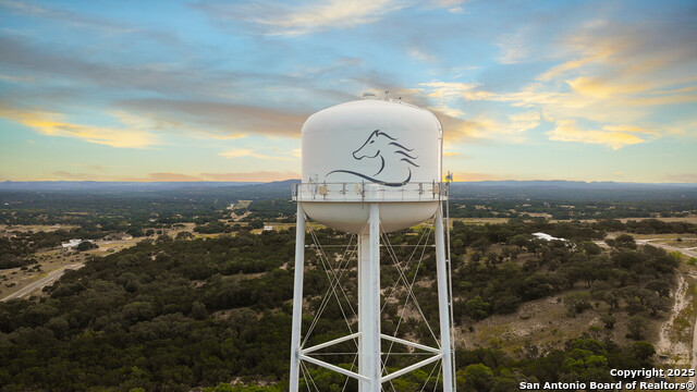 Image 7 of 20 For 2727 Palomino Springs