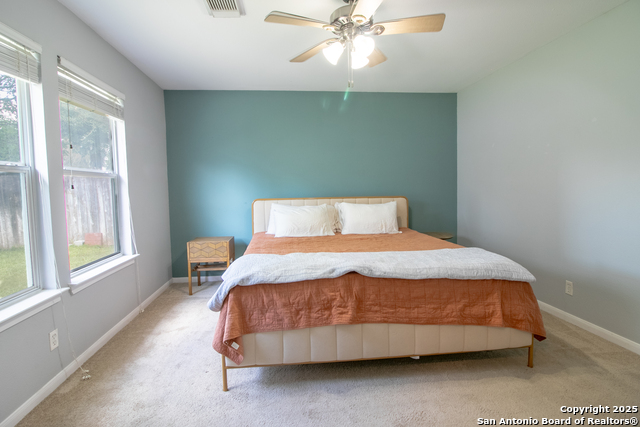 Image 14 of 27 For 174 Spice Oak Ln