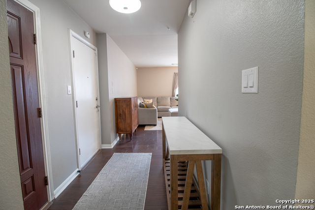 Image 23 of 27 For 174 Spice Oak Ln