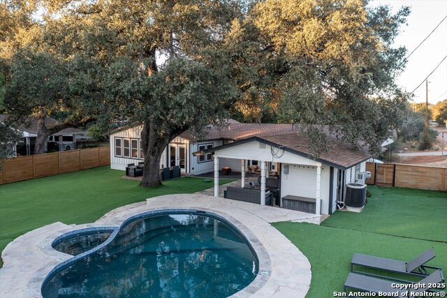 Details for 301 W. Briarway, Granite Shoals, TX 78654