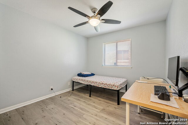 Listing photo id 12 for 5638 Timber Wagon