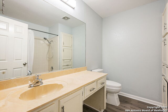 Listing photo id 13 for 5638 Timber Wagon