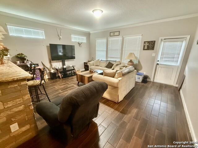 Image 6 of 9 For 888 Maple Dr.