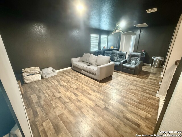 Image 9 of 9 For 888 Maple Dr.