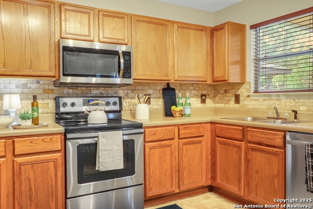 Image 20 of 35 For 250 Val Verde