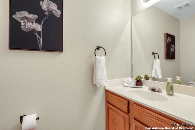 Image 23 of 35 For 250 Val Verde