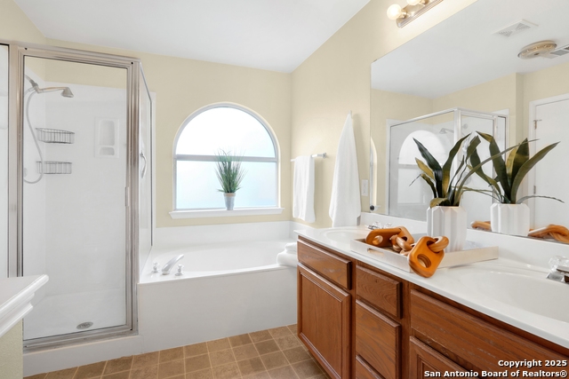 Image 29 of 35 For 250 Val Verde