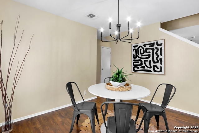 Image 3 of 35 For 250 Val Verde