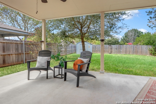 Image 32 of 35 For 250 Val Verde