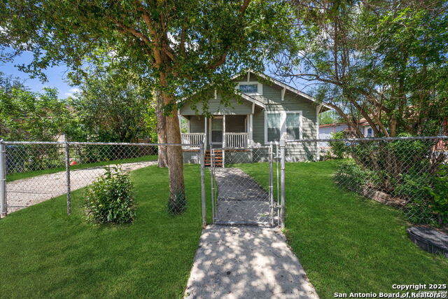 Listing photo id 0 for 235 Wainwright