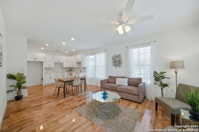 Listing photo id 2 for 235 Wainwright