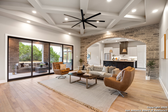 Image 18 of 41 For 1758 Paradise Parkway