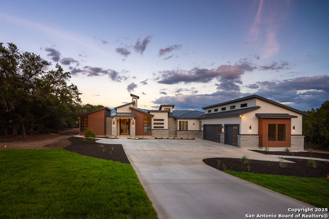 Image 2 of 41 For 1758 Paradise Parkway