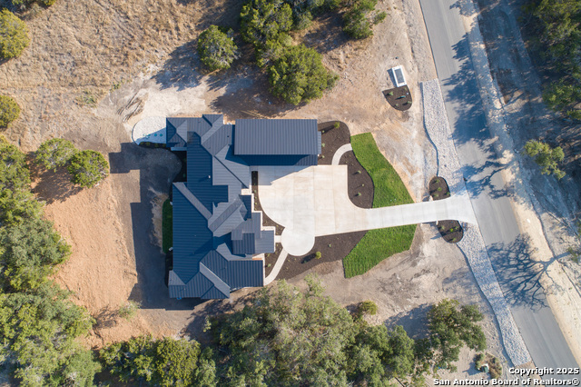 Image 40 of 41 For 1758 Paradise Parkway