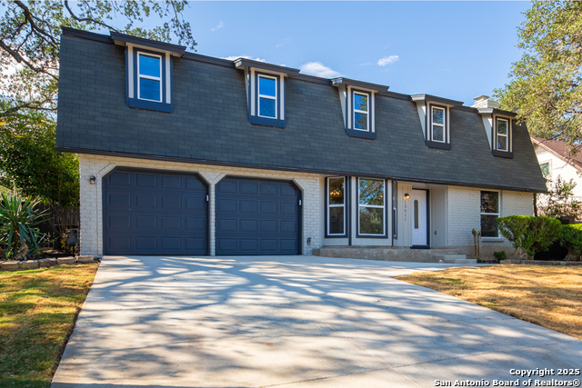 Listing photo id 1 for 15611 Heimer