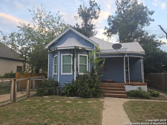 Image 2 of 13 For 426 Cooper