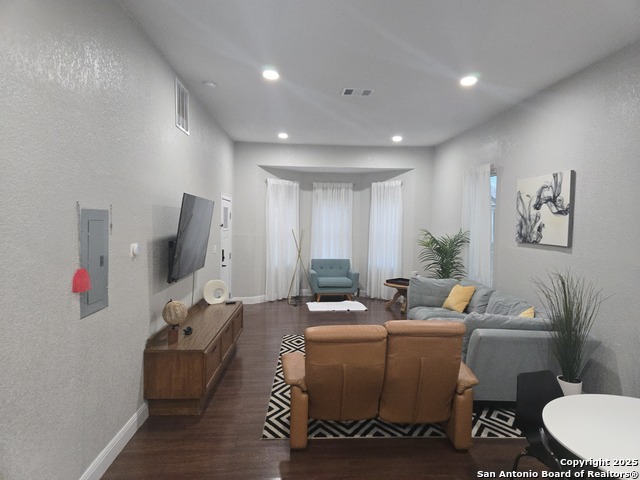 Image 3 of 13 For 426 Cooper