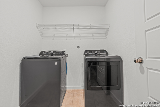 Image 19 of 27 For 5527 Coral Vly