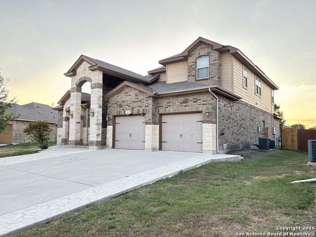 Image 2 of 47 For 2607 Seal Pointe