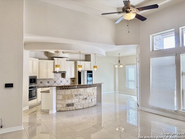 Image 4 of 47 For 2607 Seal Pointe
