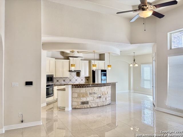 Image 5 of 47 For 2607 Seal Pointe