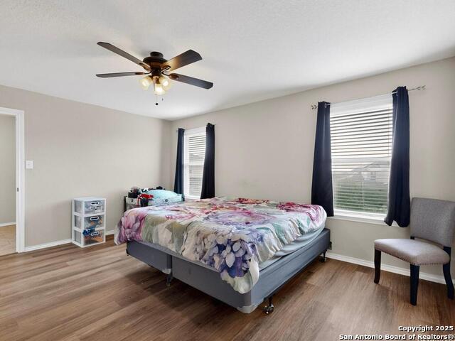 Listing photo id 9 for 1827 Aspen Silver