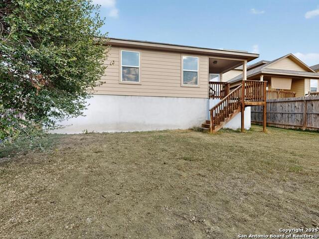 Listing photo id 25 for 1827 Aspen Silver