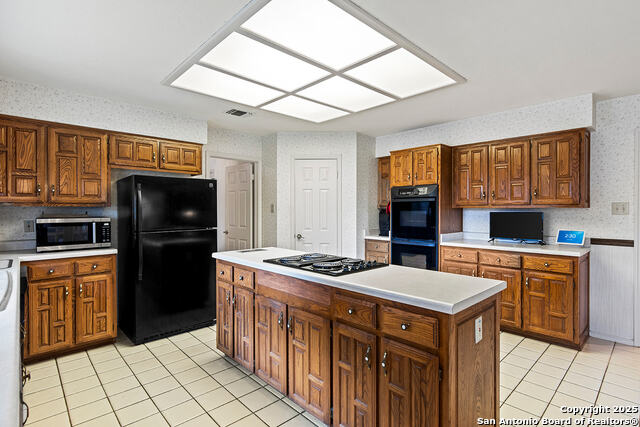 Listing photo id 11 for 20117 Hoya Lane