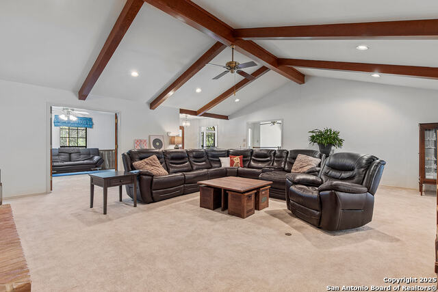 Listing photo id 15 for 20117 Hoya Lane