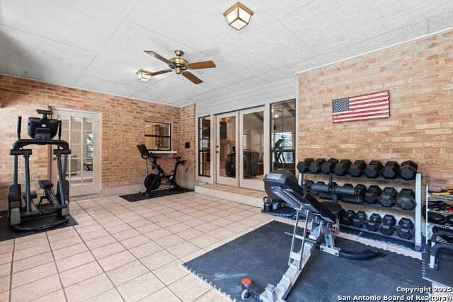 Listing photo id 32 for 20117 Hoya Lane