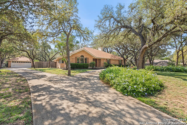 Listing photo id 2 for 20117 Hoya Lane