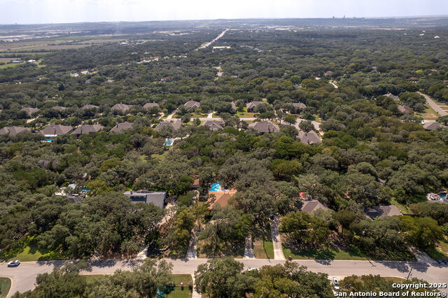 Listing photo id 44 for 20117 Hoya Lane