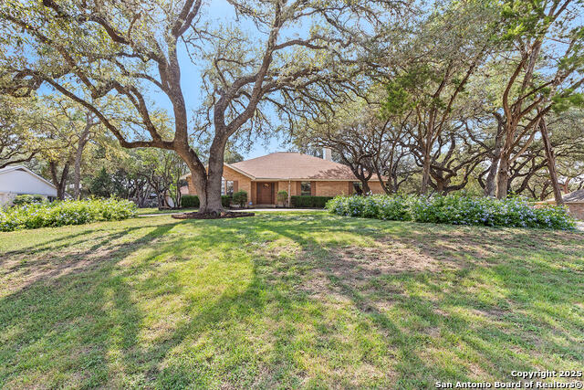 Listing photo id 3 for 20117 Hoya Lane