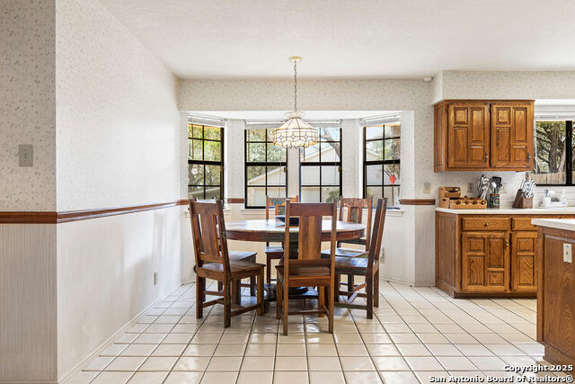 Listing photo id 7 for 20117 Hoya Lane