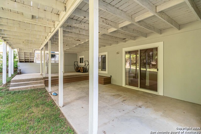 Image 31 of 48 For 21927 Park View